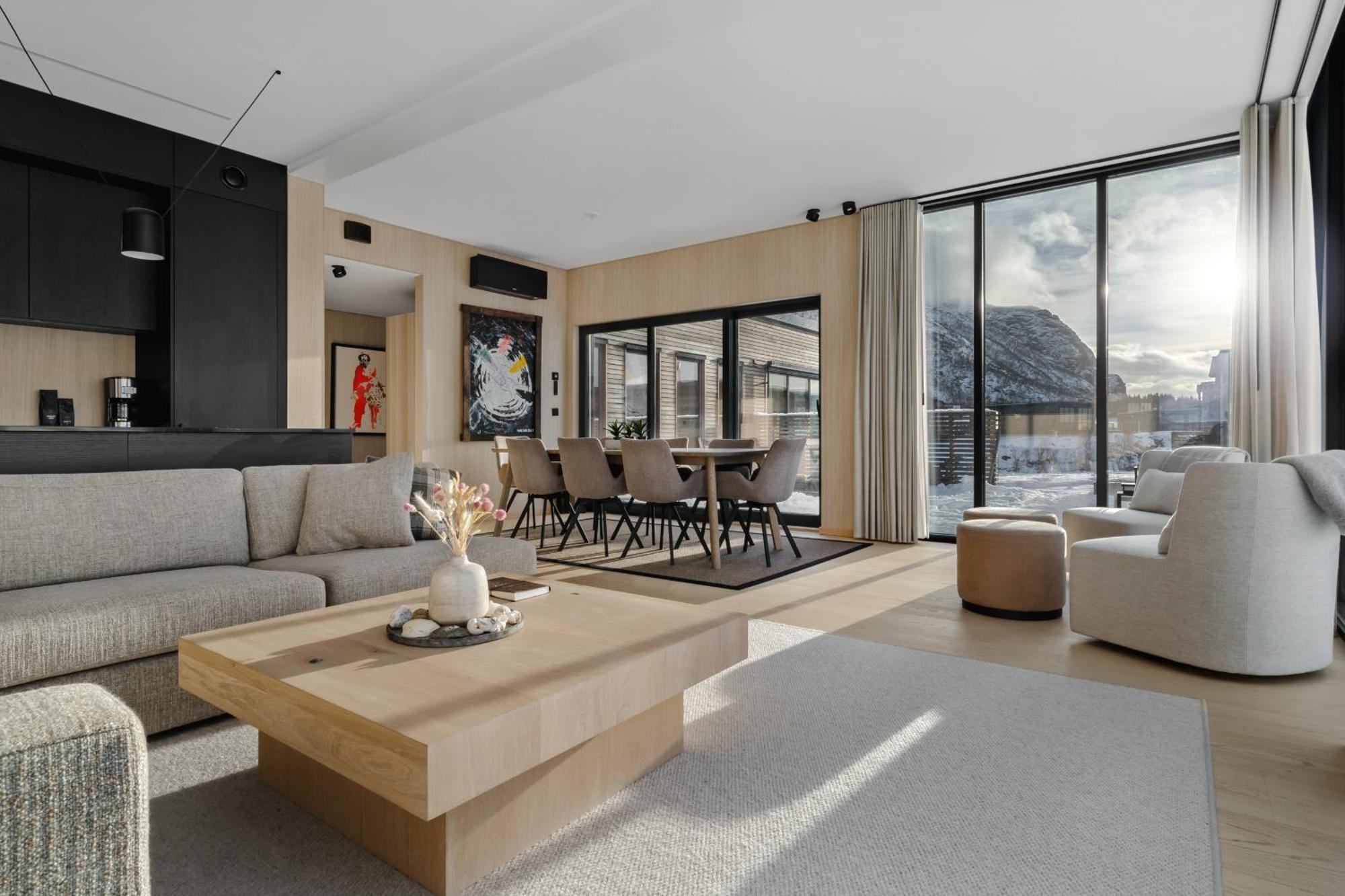 Luxury With Jacuzzi And Sauna