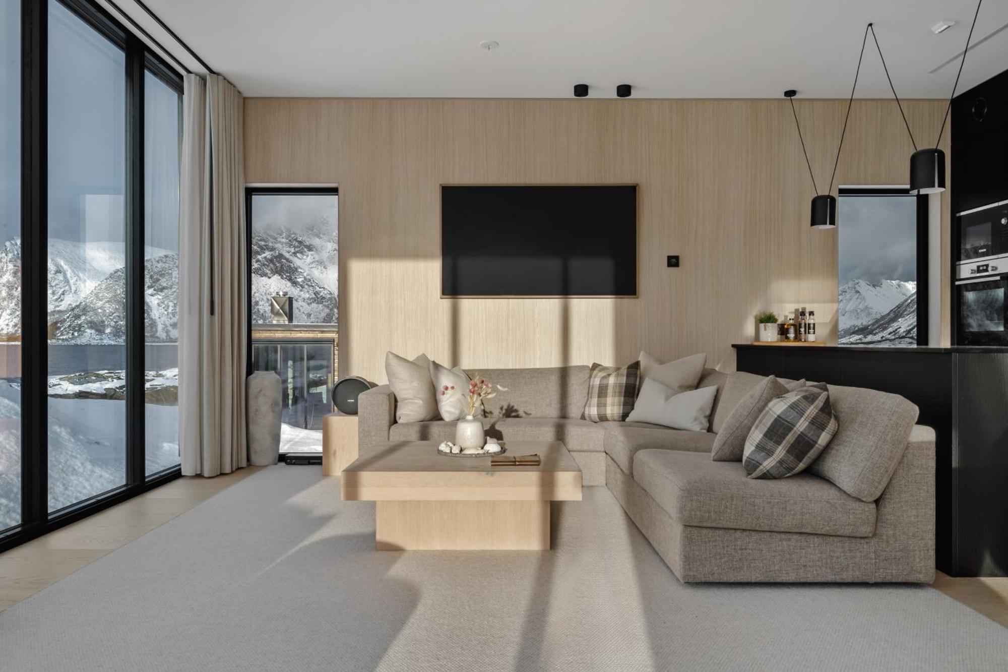 Luxury With Jacuzzi And Sauna Holiday home Kleppstad