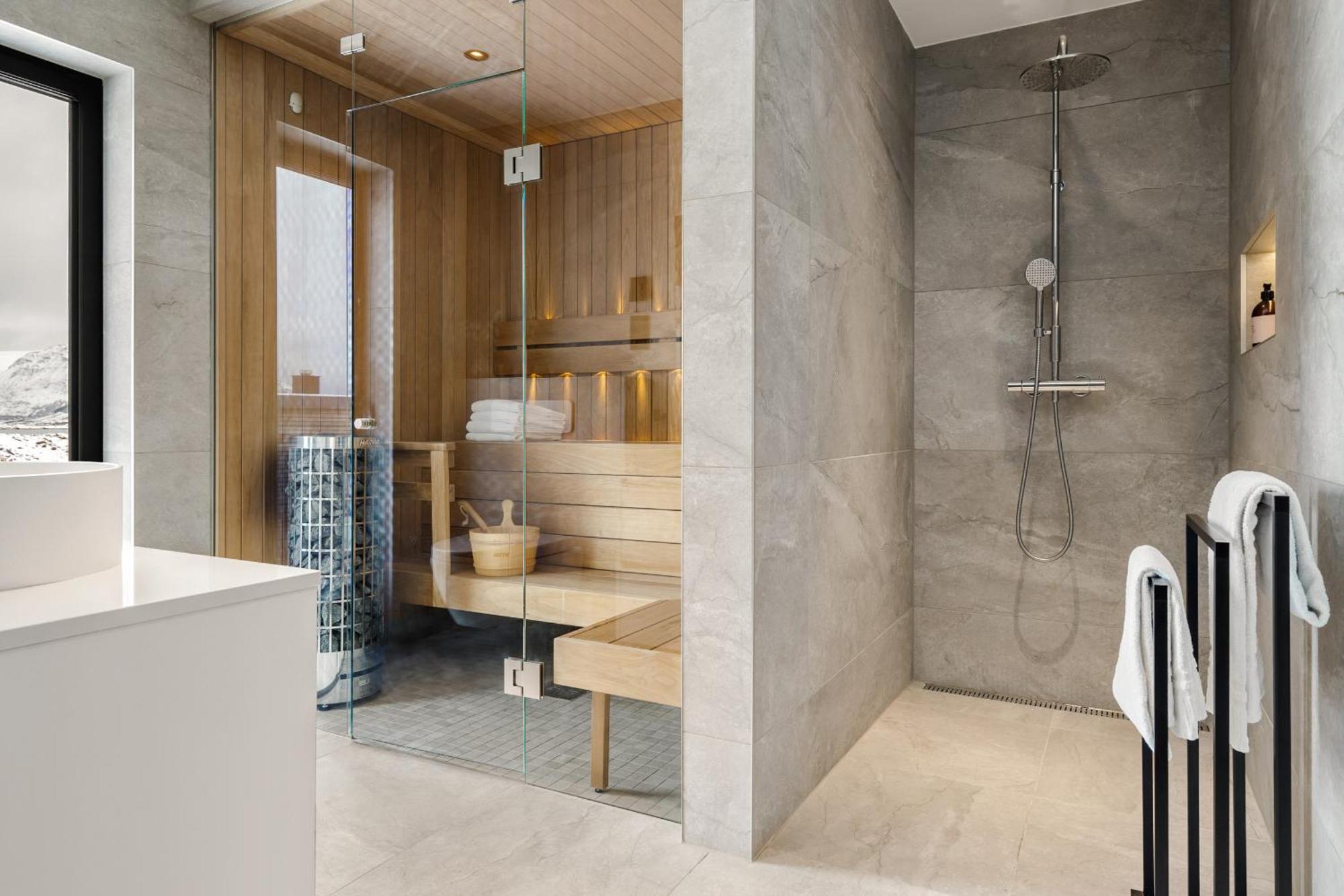 Luxury With Jacuzzi And Sauna